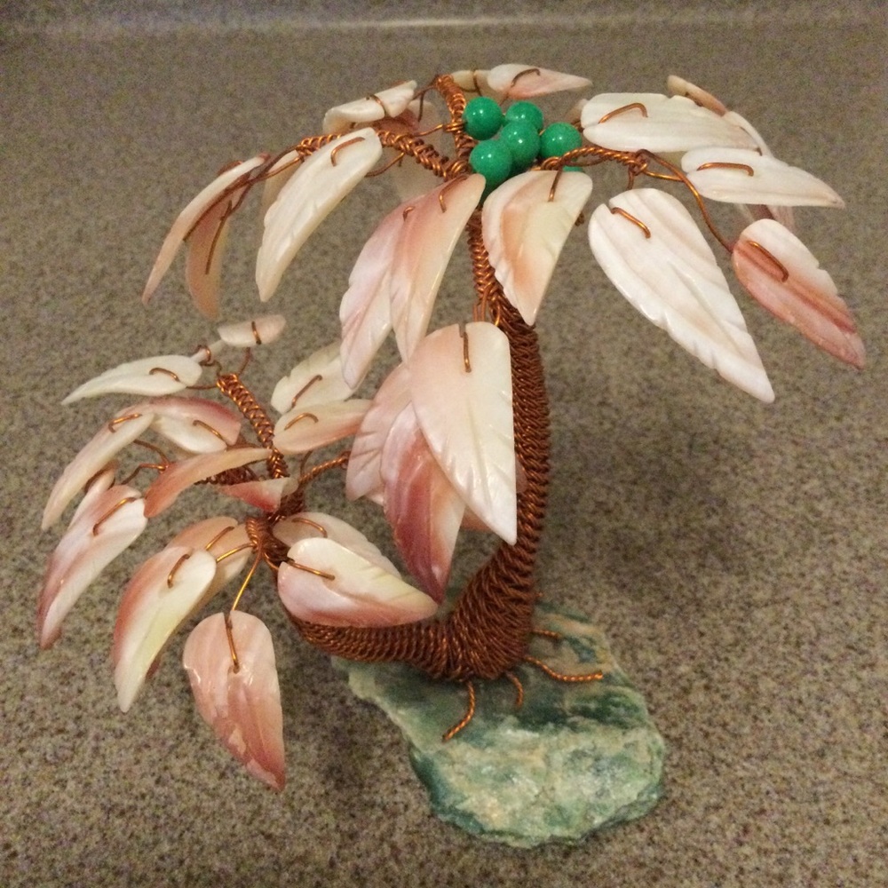 Beautiful Handcrafted Shell and Copper Wire Bonsai Tree with Green Bead Accents